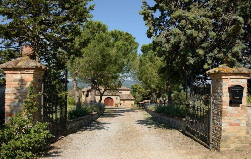 Вилла Borgo Siliano - Antico Podere Siliano Читта-делла-Пьеве Экстерьер фото