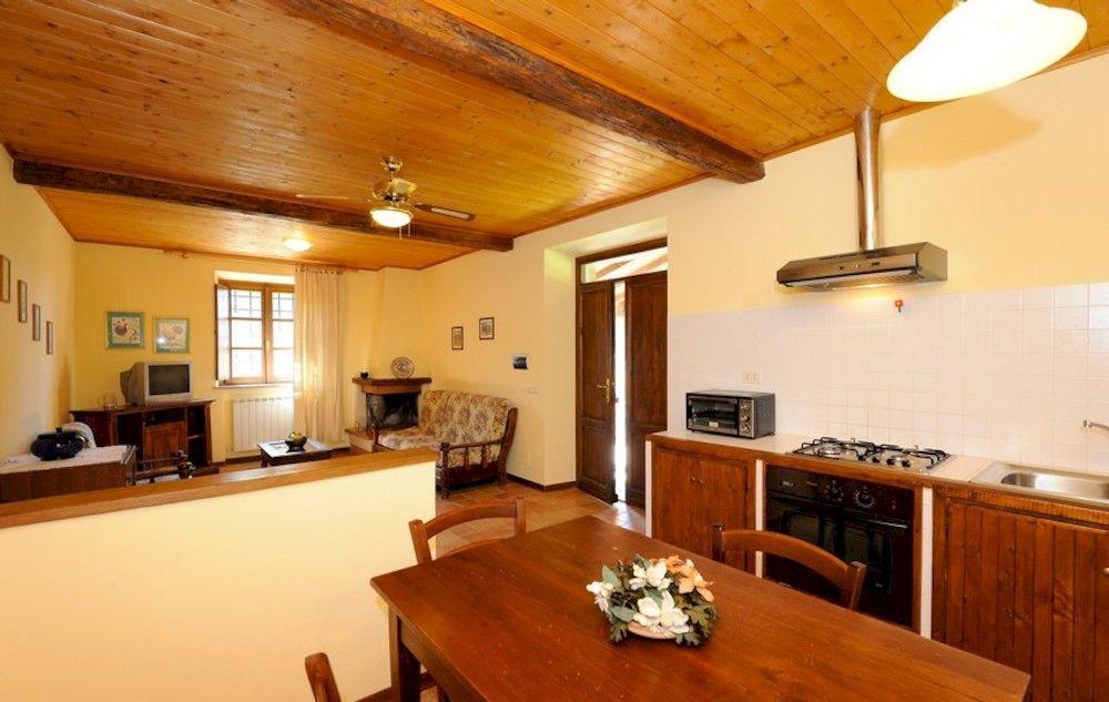 Вилла Borgo Siliano - Antico Podere Siliano Читта-делла-Пьеве Экстерьер фото