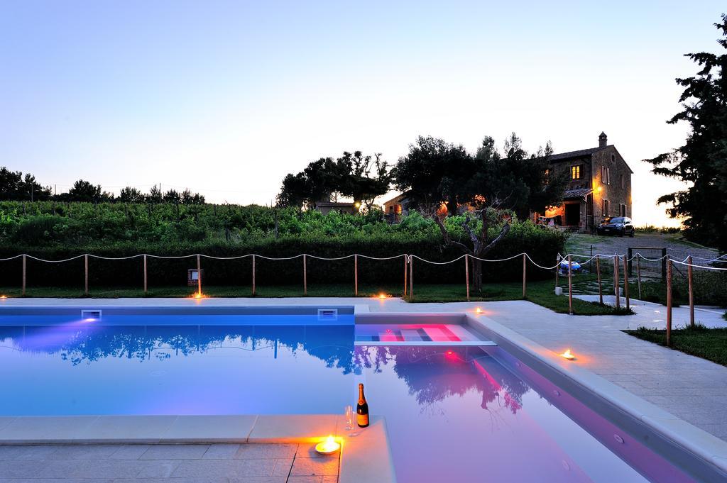 Вилла Borgo Siliano - Antico Podere Siliano Читта-делла-Пьеве Экстерьер фото